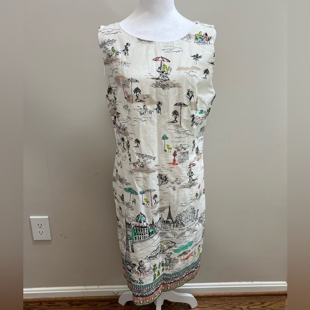 Sleeveless Cream Cityscape Print Shift Dress